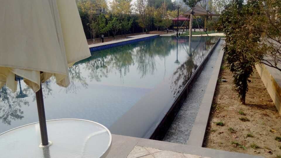 唐山别墅游泳池